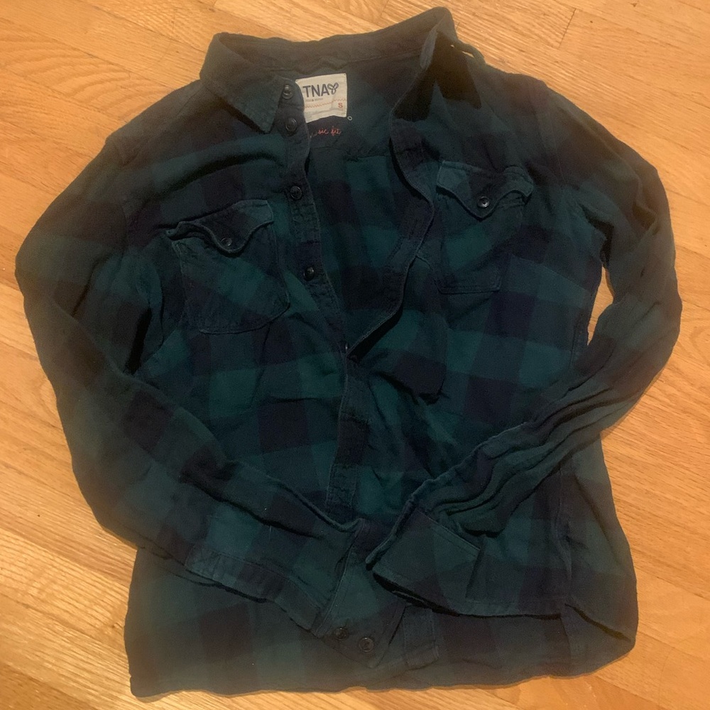 BNWOT aritzia tna green plaid button up